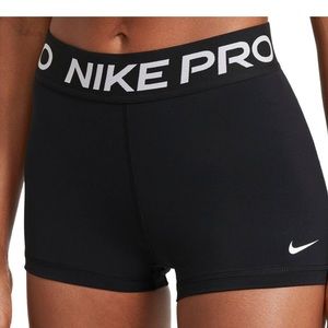 Black Nike Pros